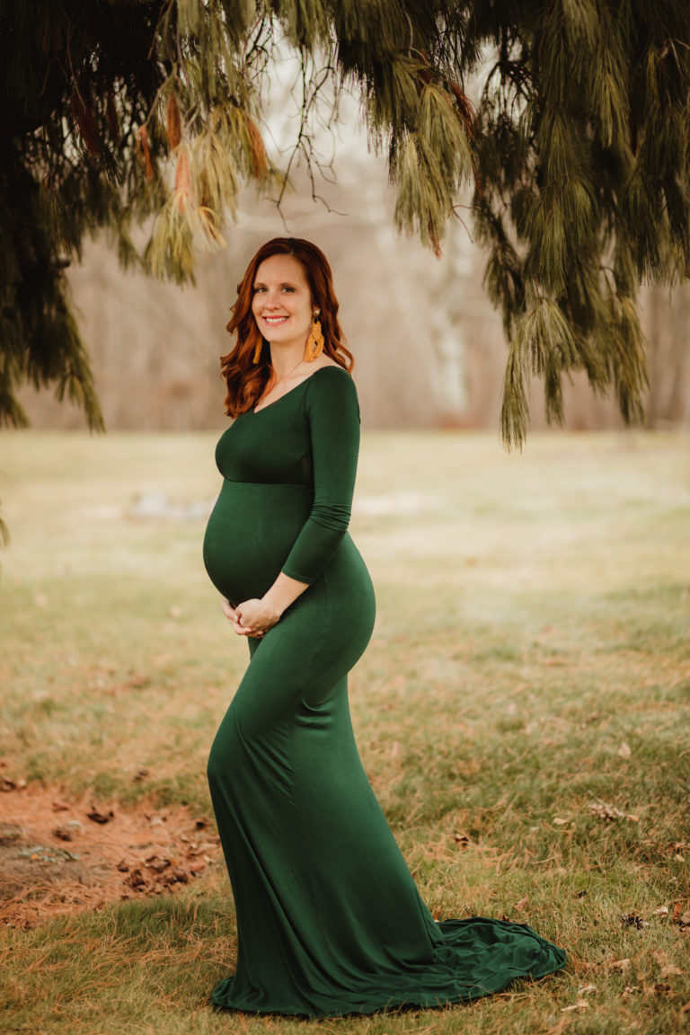 Gorgeous Maternity Session- Green Bay, WI | danielarollin.com